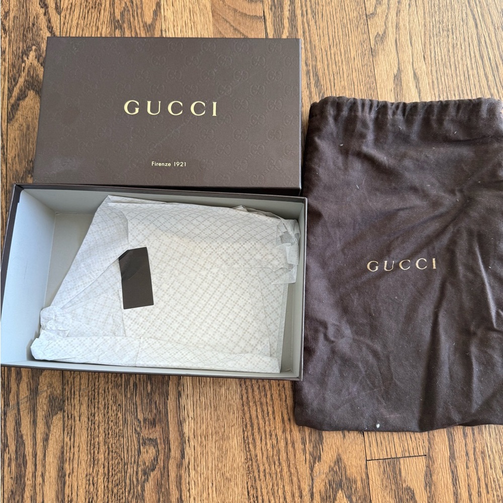 Gucci Black Flip-Flops with Red and Green Straps (Authentic) - Picture 3 of 3
